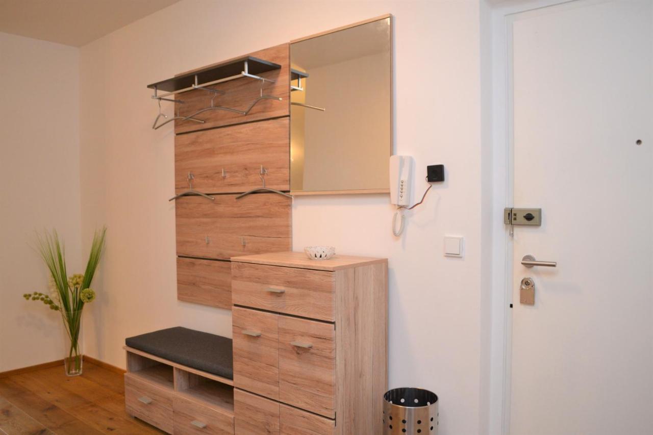 Ferienwohnung Mit Seeblick, Unterach Am Attersse Unterach am Attersee Exterior foto